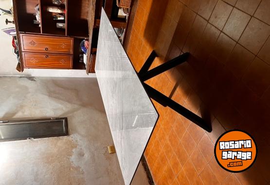 Hogar - Mesa porcelanato símil marmol - En Venta