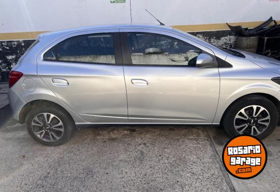 Autos - Chevrolet ONIX 2017 Nafta 102500Km - En Venta