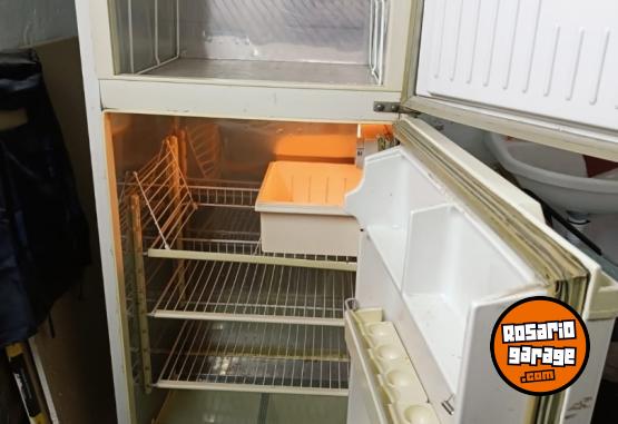 Hogar - Vendo heladera con frezzer Peabody - En Venta