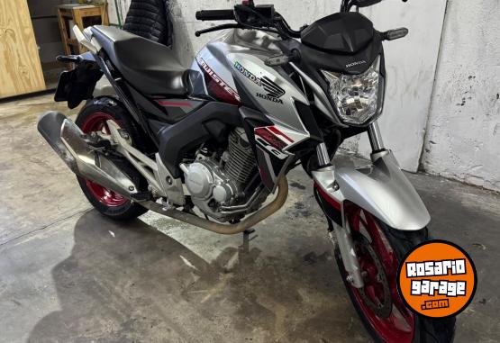 Motos - Honda Twister 2022 Nafta 29000Km - En Venta