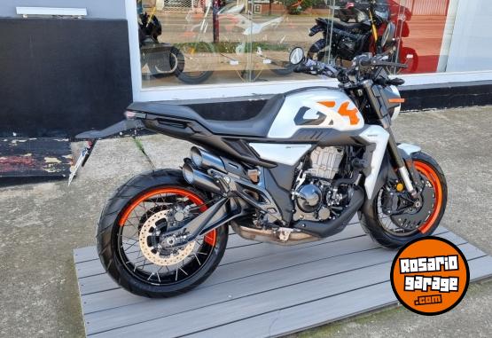 Motos - Zontes GK 350 2024 Nafta 4324Km - En Venta