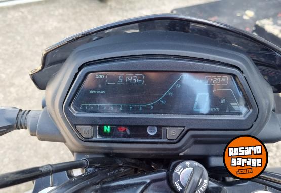 Motos - Bajaj Dominar 250 2025 Nafta 5000Km - En Venta