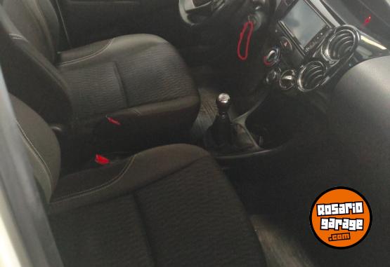 Autos - Toyota Etios,XLS 1.5 4 p 2018 Nafta 72000Km - En Venta
