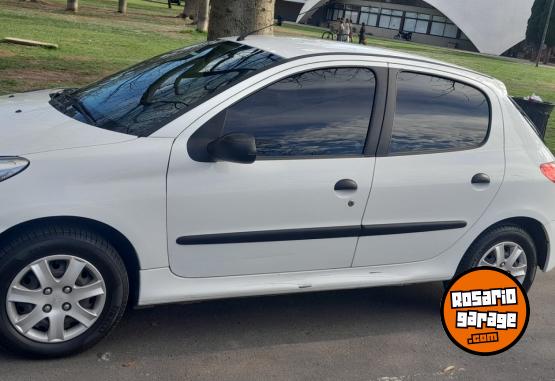 Autos - Peugeot 207. 1.4 Active. 5 puerta 2013 GNC 122000Km - En Venta