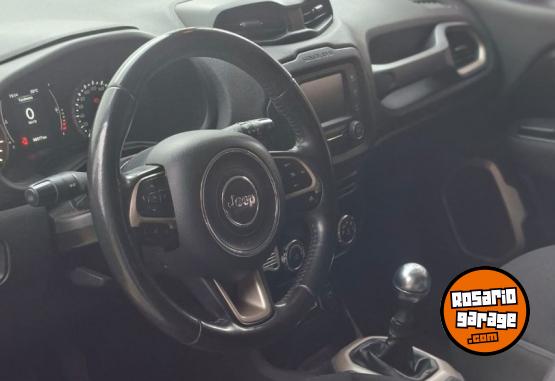 Camionetas - Chrysler 2017 sport plus 2017 Nafta 98500Km - En Venta