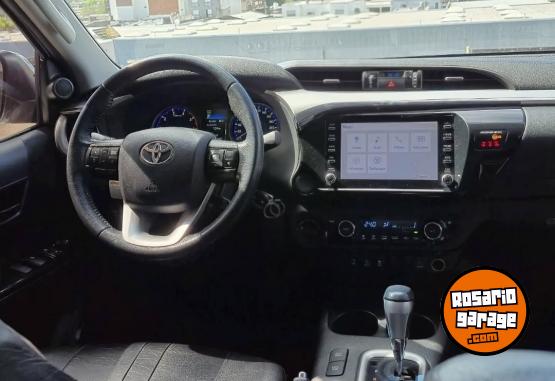 Camionetas - Toyota Hilux SRV 4x4 AT6 2020 Diesel 150000Km - En Venta