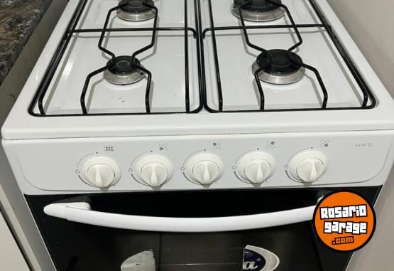 Hogar - VENDO COCINA A GAS NUEVA MARCA FLORENCIA - En Venta