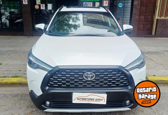 Autos - Toyota Corolla cross 2022 Nafta 100000Km - En Venta