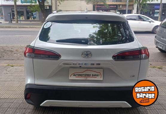 Autos - Toyota Corolla cross 2022 Nafta 100000Km - En Venta