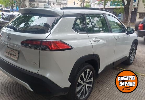 Autos - Toyota Corolla cross 2022 Nafta 100000Km - En Venta