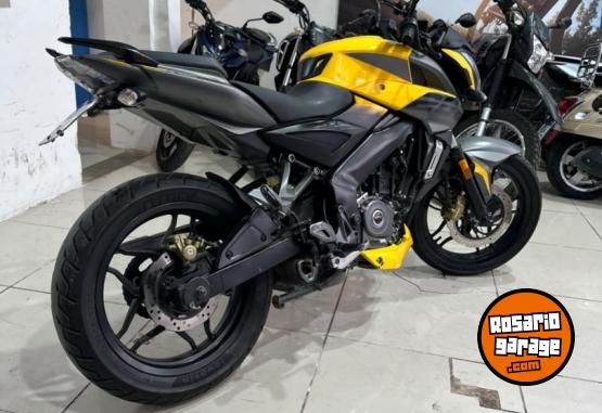 Motos - Bajaj ROUSER NS 200 2017 Nafta 42200Km - En Venta