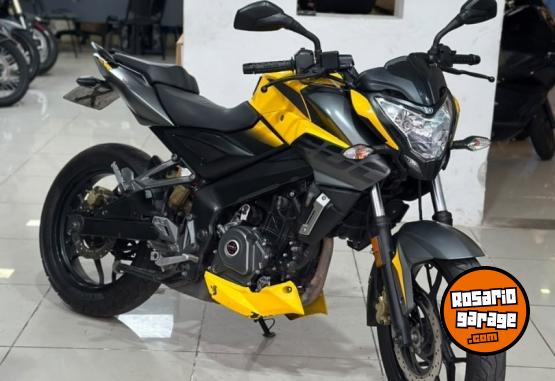 Motos - Bajaj ROUSER NS 200 2017 Nafta 42200Km - En Venta
