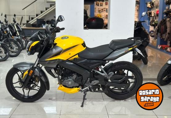 Motos - Bajaj ROUSER NS 200 2017 Nafta 42200Km - En Venta
