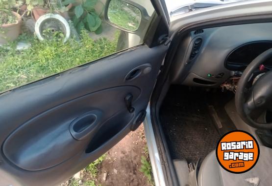 Utilitarios - Ford Courrier 1999 Diesel 198000Km - En Venta