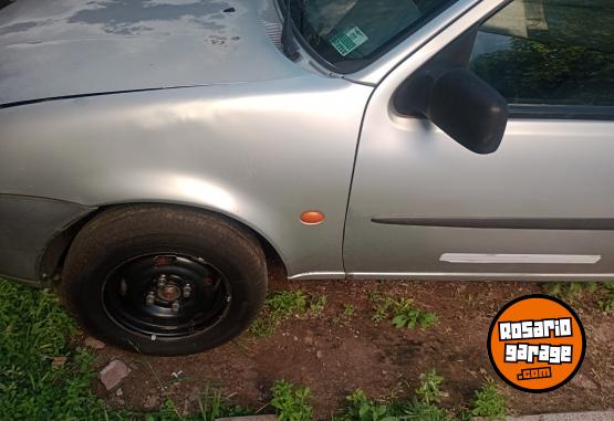 Utilitarios - Ford Courrier 1999 Diesel 198000Km - En Venta