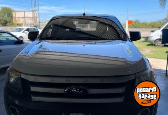 Camionetas - Ford RANGER 2015 GNC 170000Km - En Venta