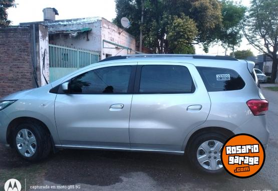 Autos - Chevrolet Spin 2019 GNC 123000Km - En Venta