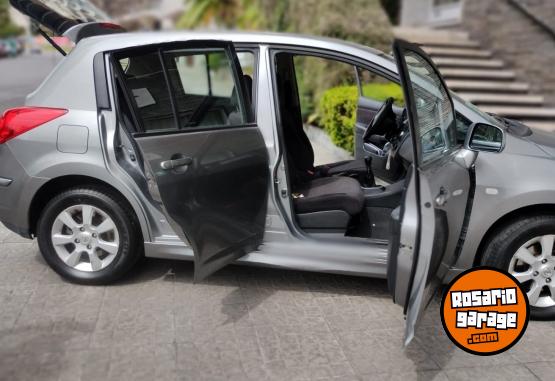Autos - Nissan TIIDA ACENTA 1.8 2012 Nafta 145000Km - En Venta