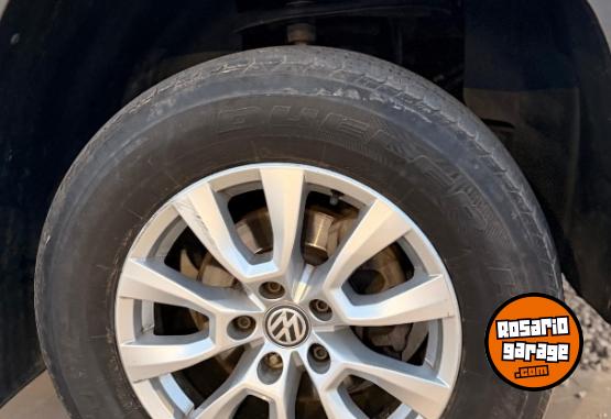 Camionetas - Volkswagen AMAROK 4X4 180HP MT6 2020 Diesel 132800Km - En Venta