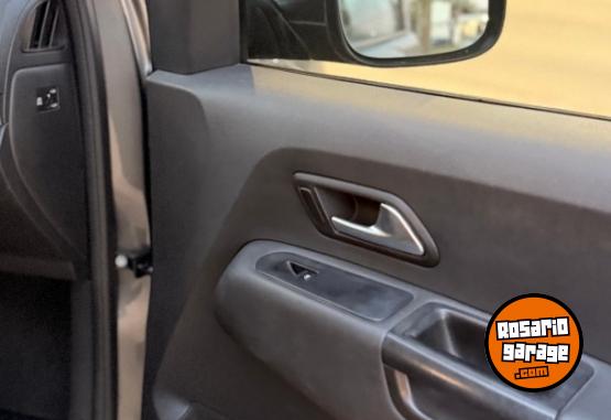 Camionetas - Volkswagen AMAROK 4X4 180HP MT6 2020 Diesel 132800Km - En Venta