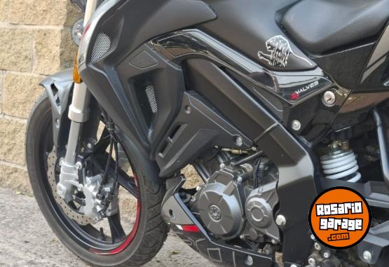 Motos - Benelli 180 CC S 2022 Nafta 6906Km - En Venta