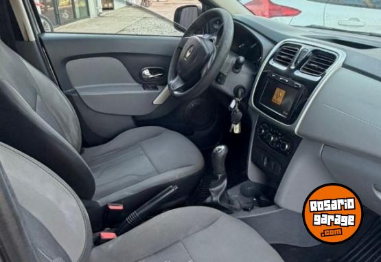 Autos - Renault LOGAN 1.6 EXPRESSION 2014 Nafta 107000Km - En Venta