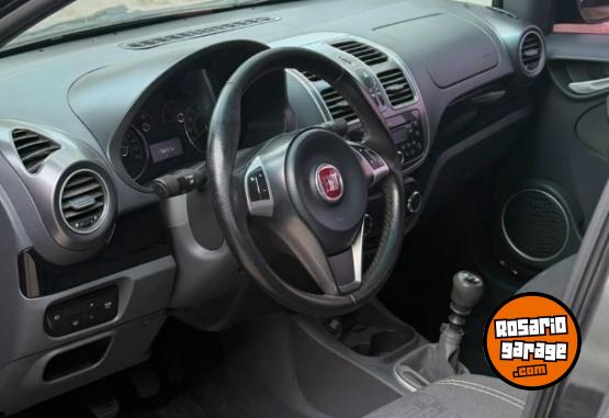 Autos - Fiat PALIO 1.4 ATTRACTIVE 8V 2017 Nafta 76000Km - En Venta