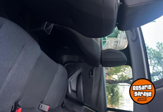 Autos - Peugeot 208 2023 Nafta 28000Km - En Venta