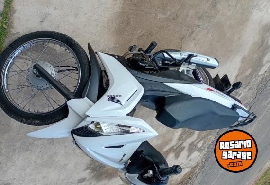 Motos - Honda WAVE 2022 Nafta 1111Km - En Venta
