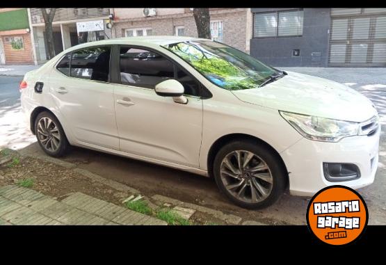 Autos - Citroen C4 lounge thp 2017 Nafta 123500Km - En Venta