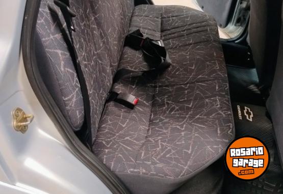 Autos - Chevrolet Corsa GL 1.6 - Sedan 2000 Nafta 286335Km - En Venta