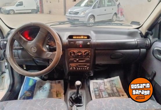 Autos - Chevrolet Corsa GL 1.6 - Sedan 2000 Nafta 286335Km - En Venta