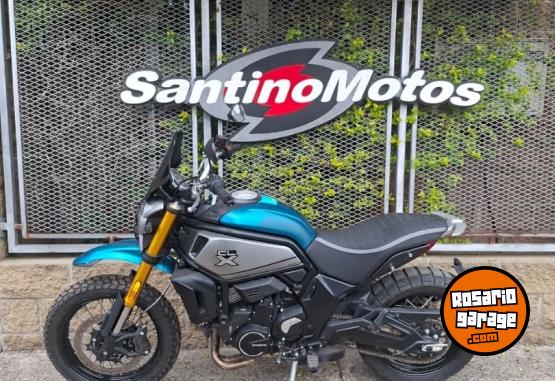 Motos - CF CLX ADV 700 CC 2024 Nafta 10260Km - En Venta
