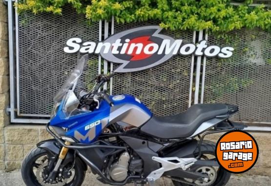 Motos - CF MT 650 CC 2023 Nafta 492Km - En Venta