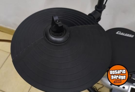Instrumentos Musicales - Bater�a Elect�nica Carlsbro CD 130 - En Venta