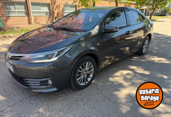 Autos - Toyota Corolla 2017 Nafta 100000Km - En Venta