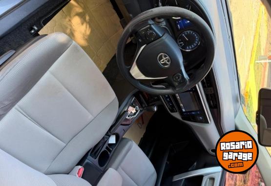 Autos - Toyota Corolla 2017 Nafta 100000Km - En Venta