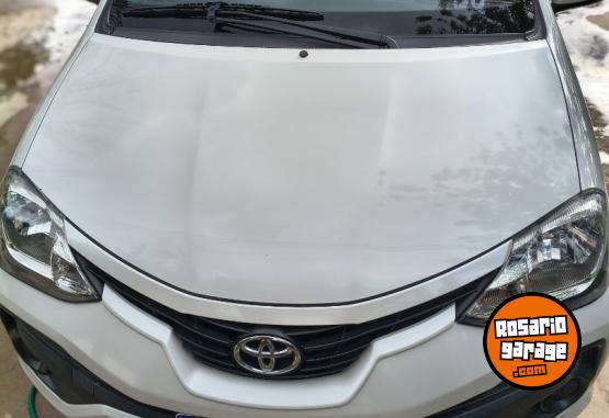 Autos - Toyota Etyos xs 2018 Nafta 107000Km - En Venta