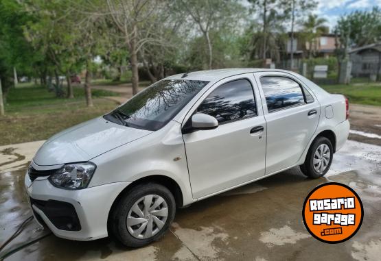 Autos - Toyota Etyos xs 2018 Nafta 107000Km - En Venta