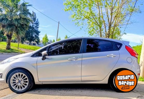 Autos - Ford Fiesta SE 2016 Nafta 85200Km - En Venta