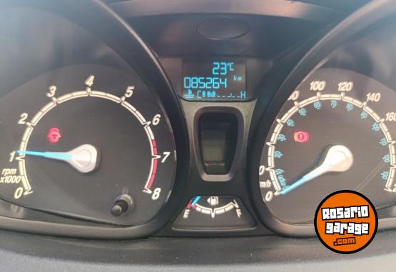 Autos - Ford Fiesta SE 2016 Nafta 85200Km - En Venta
