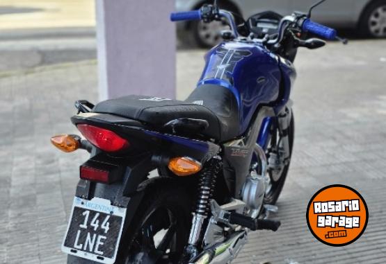 Motos - Honda Titan 2017 Nafta 20000Km - En Venta