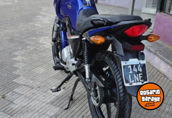 Motos - Honda Titan 2017 Nafta 20000Km - En Venta