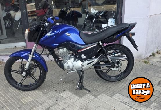 Motos - Honda Titan 2017 Nafta 20000Km - En Venta
