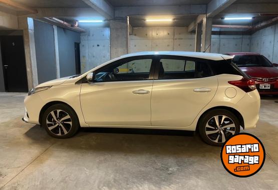 Autos - Toyota Yaris xls pack CVT 2023 Nafta 45000Km - En Venta