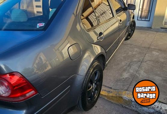 Autos - Volkswagen Bora 2013 GNC 210000Km - En Venta
