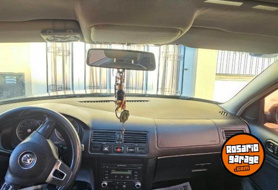 Autos - Volkswagen Bora 2013 GNC 210000Km - En Venta