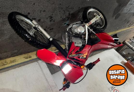 Motos - Honda Tornado 250 2006 Nafta 42000Km - En Venta