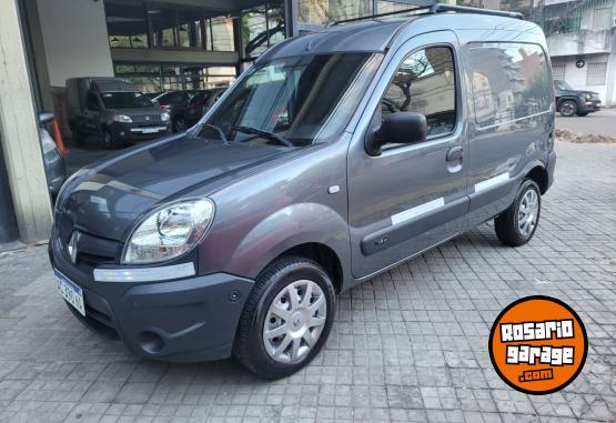Utilitarios - Renault Kangoo Confort 1PLC 2018 GNC 145000Km - En Venta
