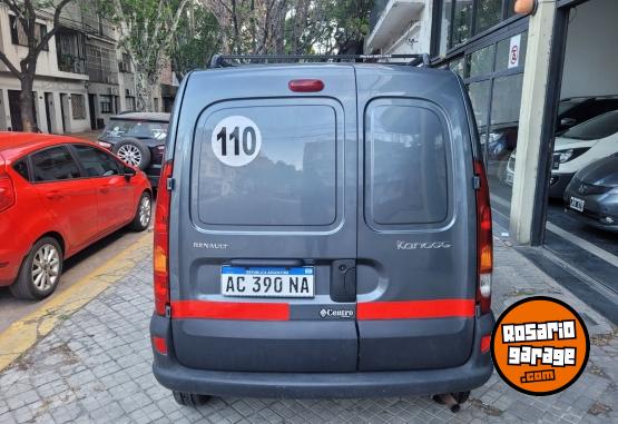 Utilitarios - Renault Kangoo Confort 1PLC 2018 GNC 145000Km - En Venta